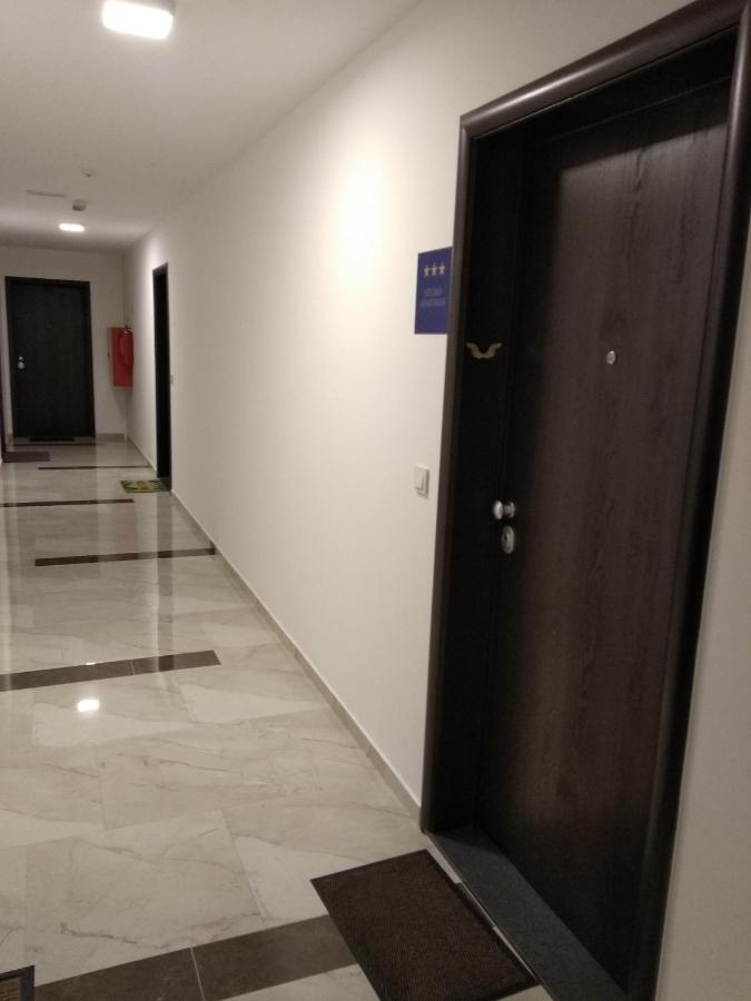 Studio Apartman Krila Wings- Parking In Garage Zagreb Buitenkant foto